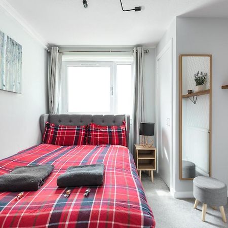 City Centre Stylish Apartment With Free Parking エディンバラ エクステリア 写真