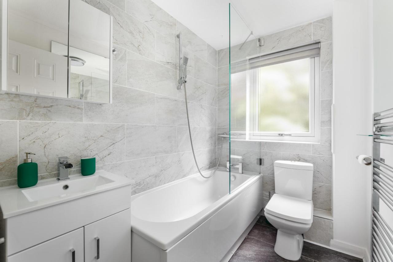 City Centre Stylish Apartment With Free Parking エディンバラ エクステリア 写真
